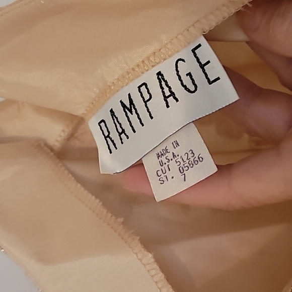 Dress - Picture 4 of 4